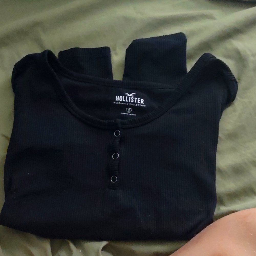 Long sleeve 1/4 button up